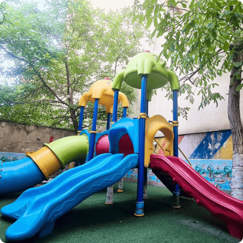 مهدکودک شکوفه های سدنا